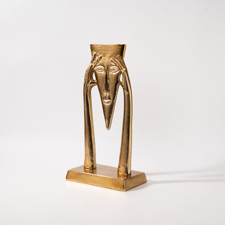 Dekoracyjna rzeźba z żywicy – twarz z rękami, złoty kolor, 42 cm