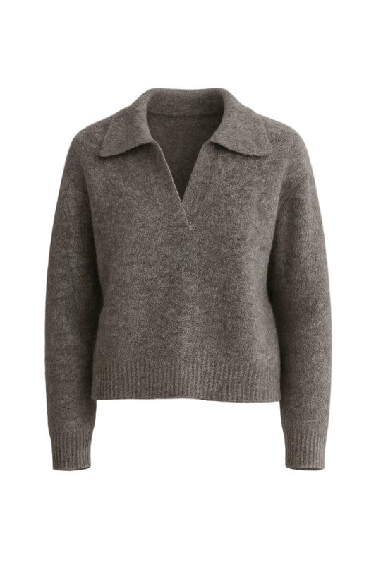 Szary sweter z dekoltem V i miękką strukturą